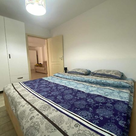 The Best Apartament Central Hunedoara Buitenkant foto